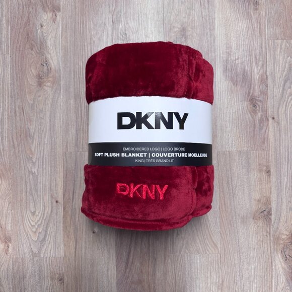 DKNY Red King Soft Plush Fleece Blanket Comforter Bedding Embroidered Logo - Picture 5 of 10